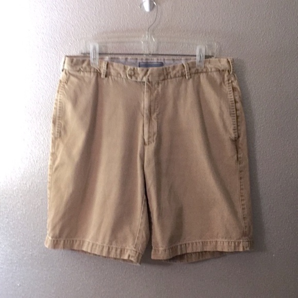 PETER MILLAR khaki flat front Pima cotton shorts men’s size 35